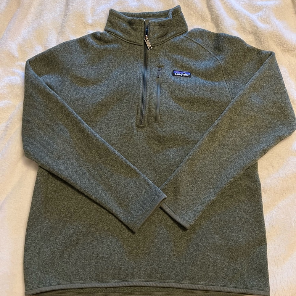Patagonia Green/Olive 1/4 zip - Large